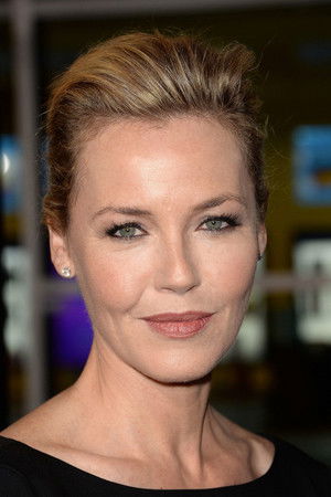 Connie Nielsen Connie Nielsen