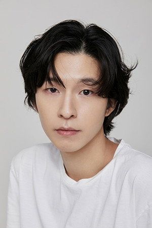 Hong Kyung Hong Kyung