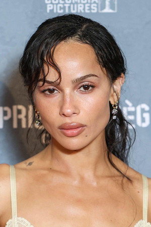 Zoë Kravitz Zoë Kravitz