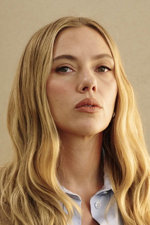 Scarlett Johansson Scarlett Johansson