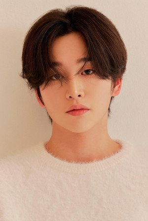 Kim Yoon-woo Kim Yoon-woo
